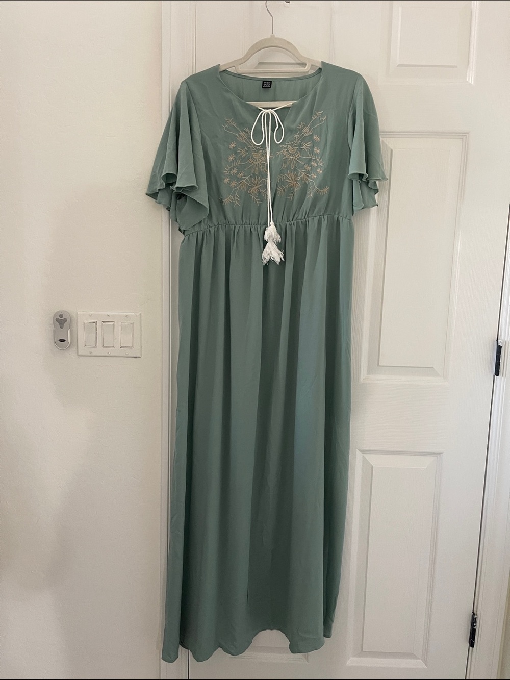 SHEIN Sage Green Embroidered Tie-Front Maxi Dress